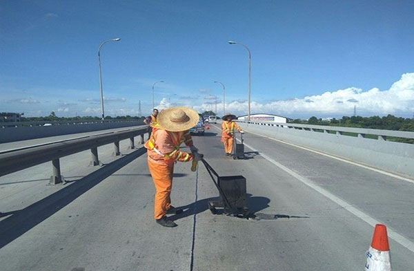 高速公路修补